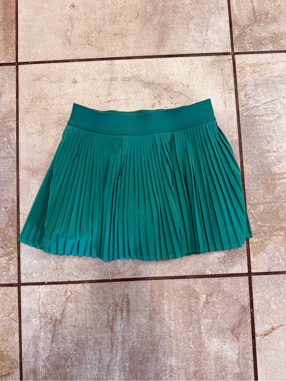 lululemon athletica Varsity High rise Cascadia Green Tennis Skirt